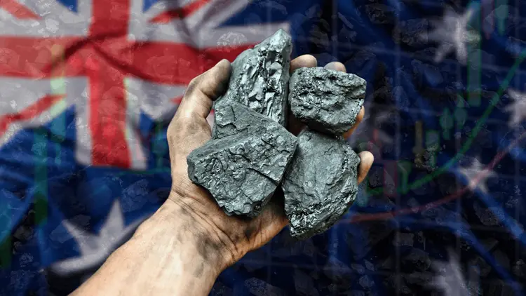 Wealthy Investors Seek High Returns in Coal Amid Bank Withdrawals
