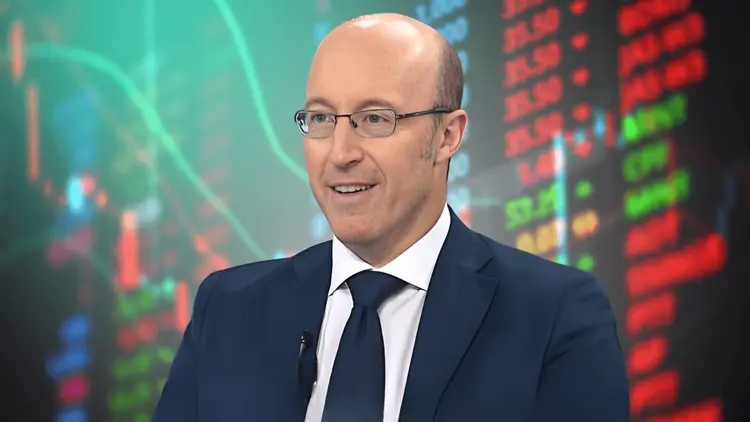 Discover Robert Gill's Insights into Canadian Large Cap Investments.