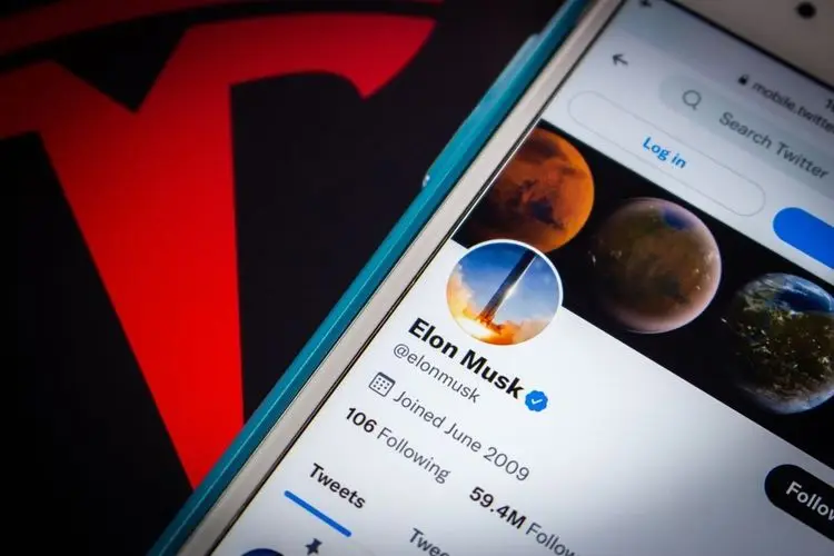 Twitter rejects Musk's takeover bid