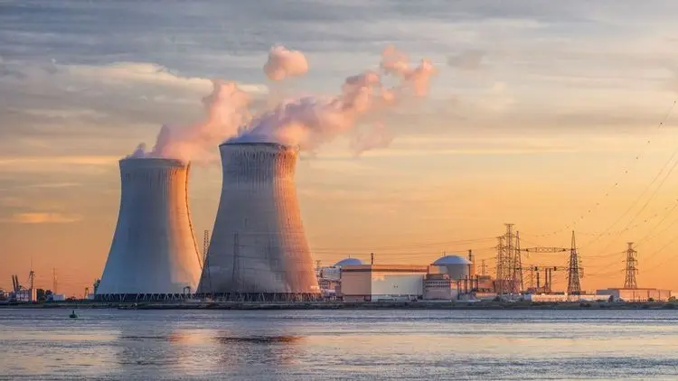 China reports leak in one of its nuclear power plants