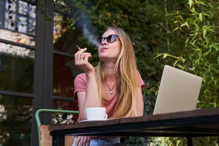 Cannabis use at universities increases with decreasing alcohol consumption