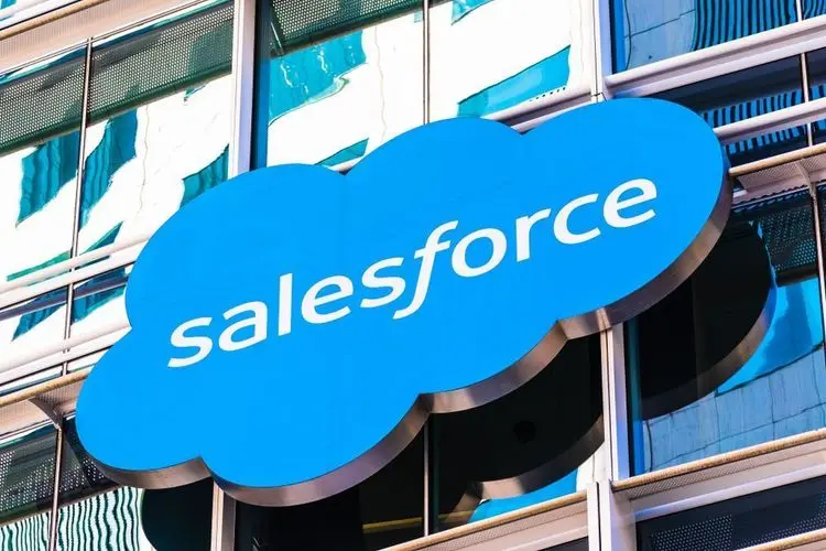 Scratch to enhance Salesforce Platform