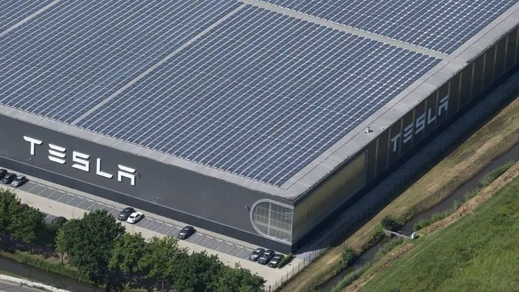 Inauguration of Tesla´s Berlin plant delayed again