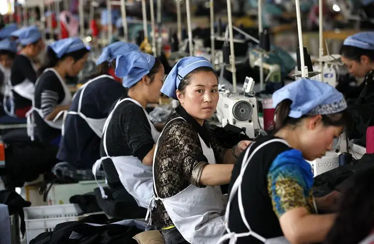 China's economic recovery slows despite easing of Corona measures
